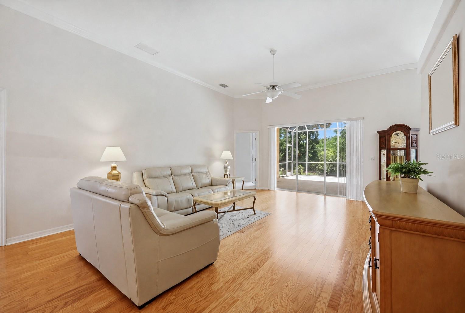8492 IDLEWOOD CT — photo 22
