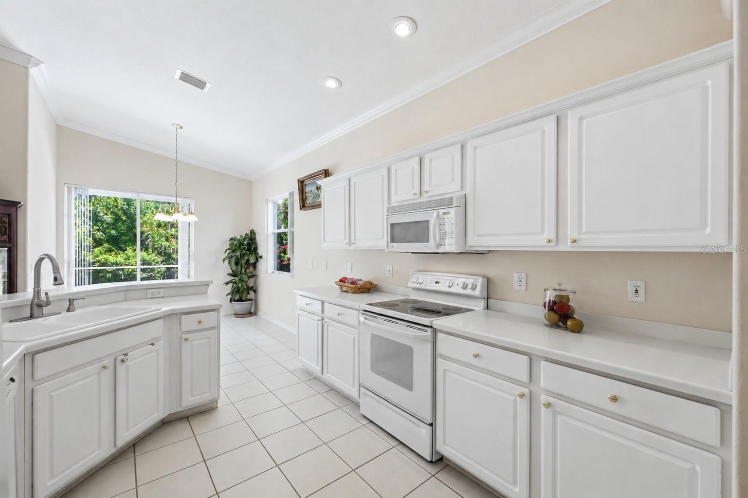 8492 IDLEWOOD CT — photo 23