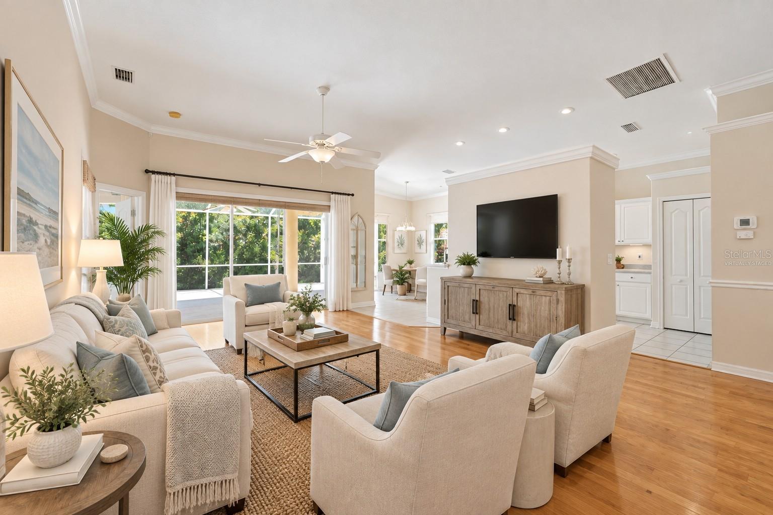 8492 IDLEWOOD CT — photo 2