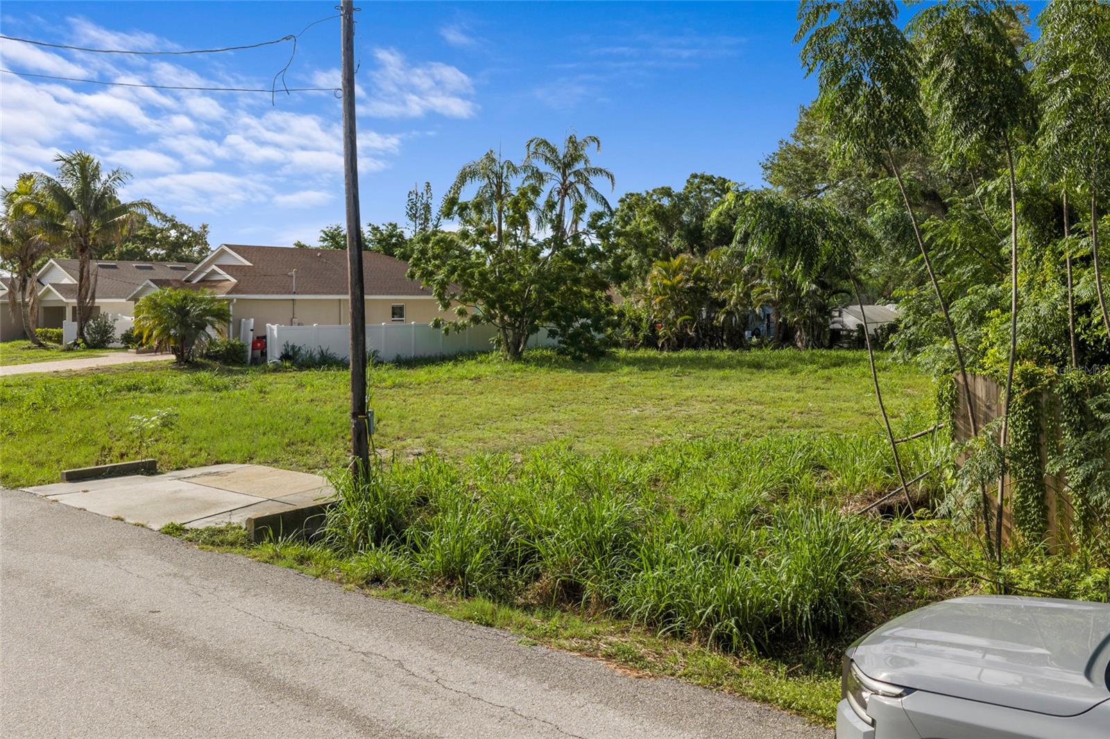 2930 HAWTHORNE ST — photo 5