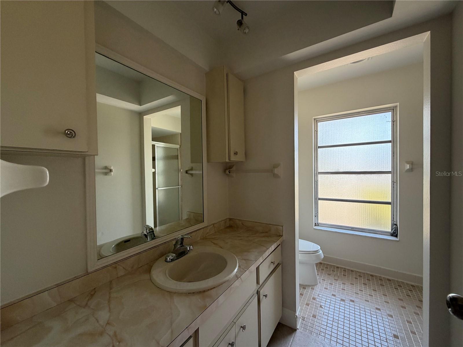 635 HARVEY ST — photo 14