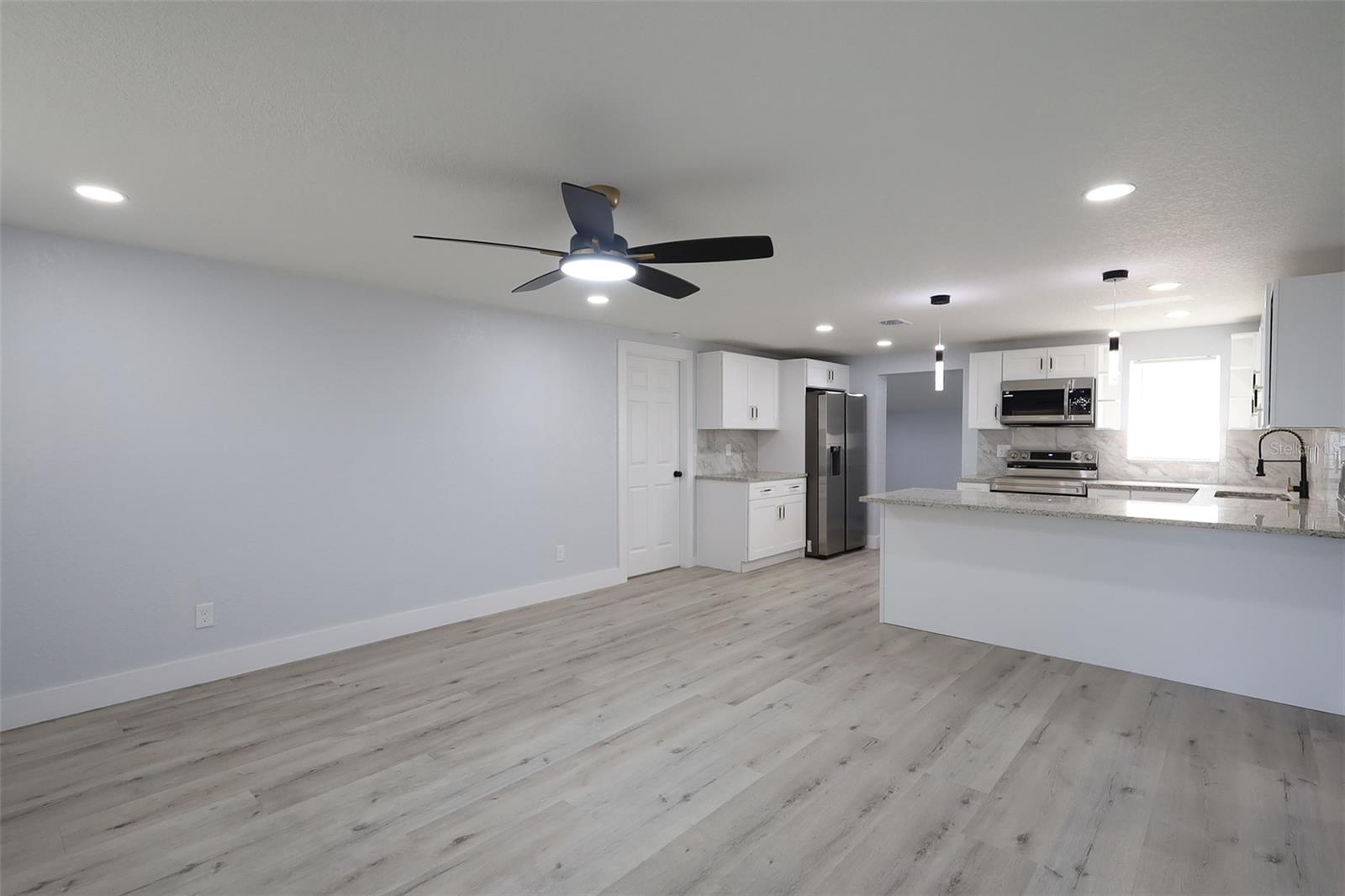 505 CLEARFIELD RD — photo 8