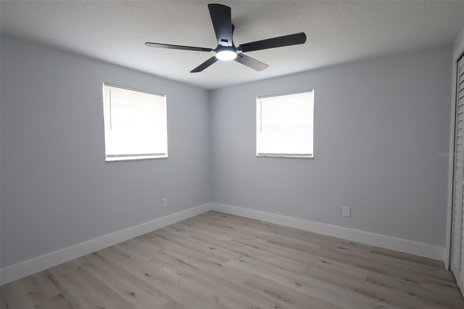 505 CLEARFIELD RD — photo 11
