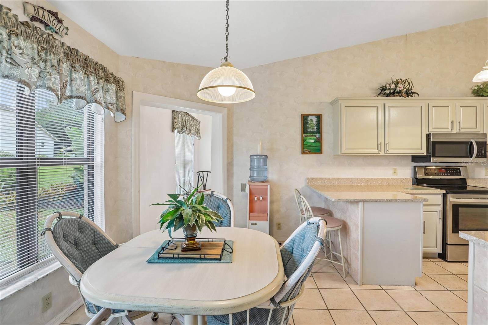 8328 PAVILION DR — photo 14
