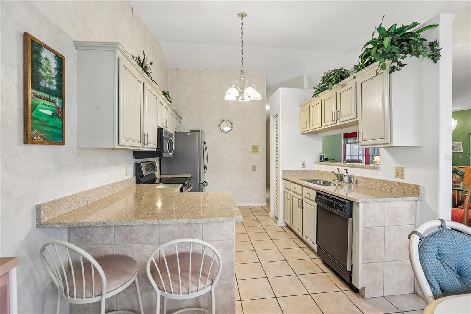 8328 PAVILION DR — photo 19