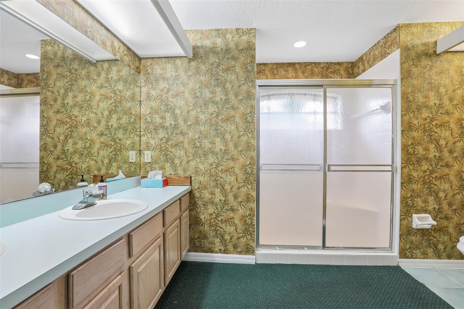 8328 PAVILION DR — photo 32
