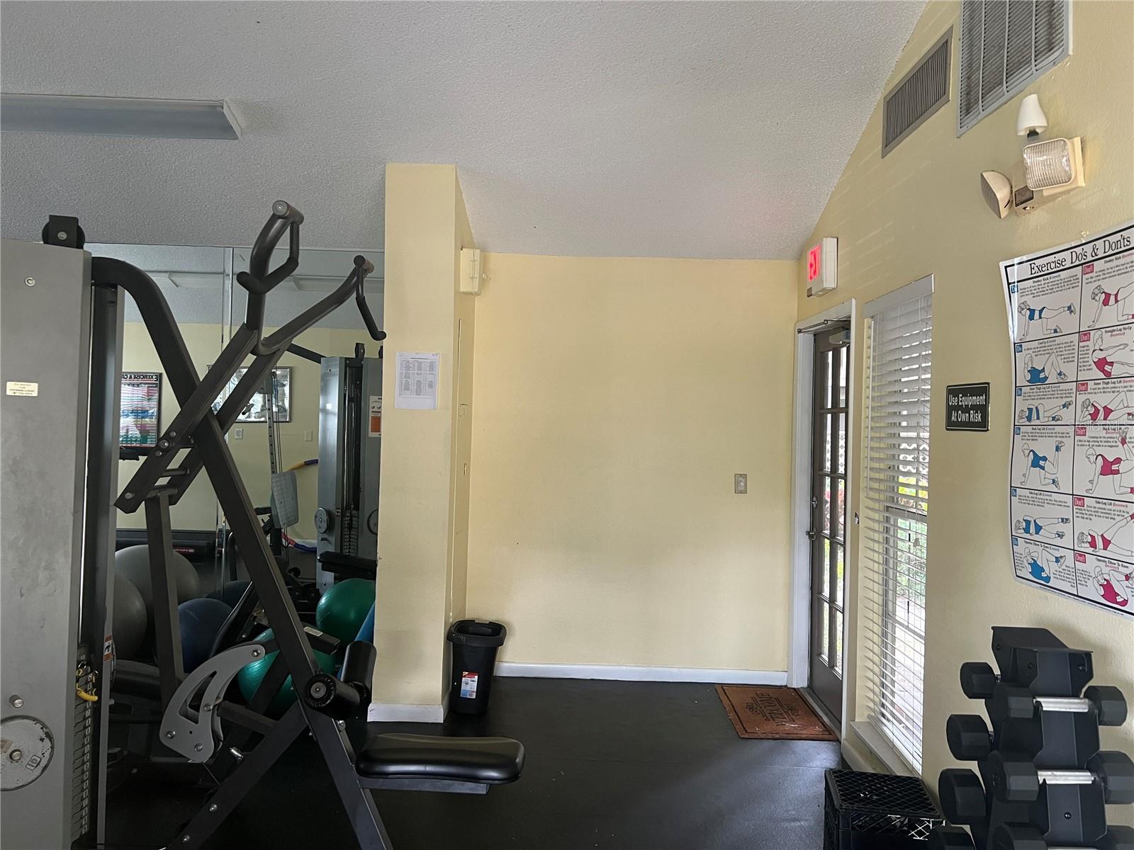 2500 WINDING CREEK BLVD #E103 — photo 20
