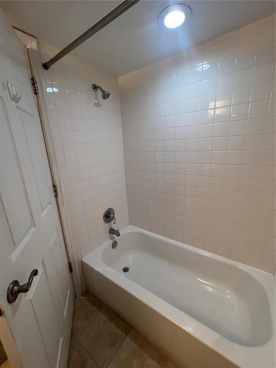 2500 WINDING CREEK BLVD #E103 — photo 40