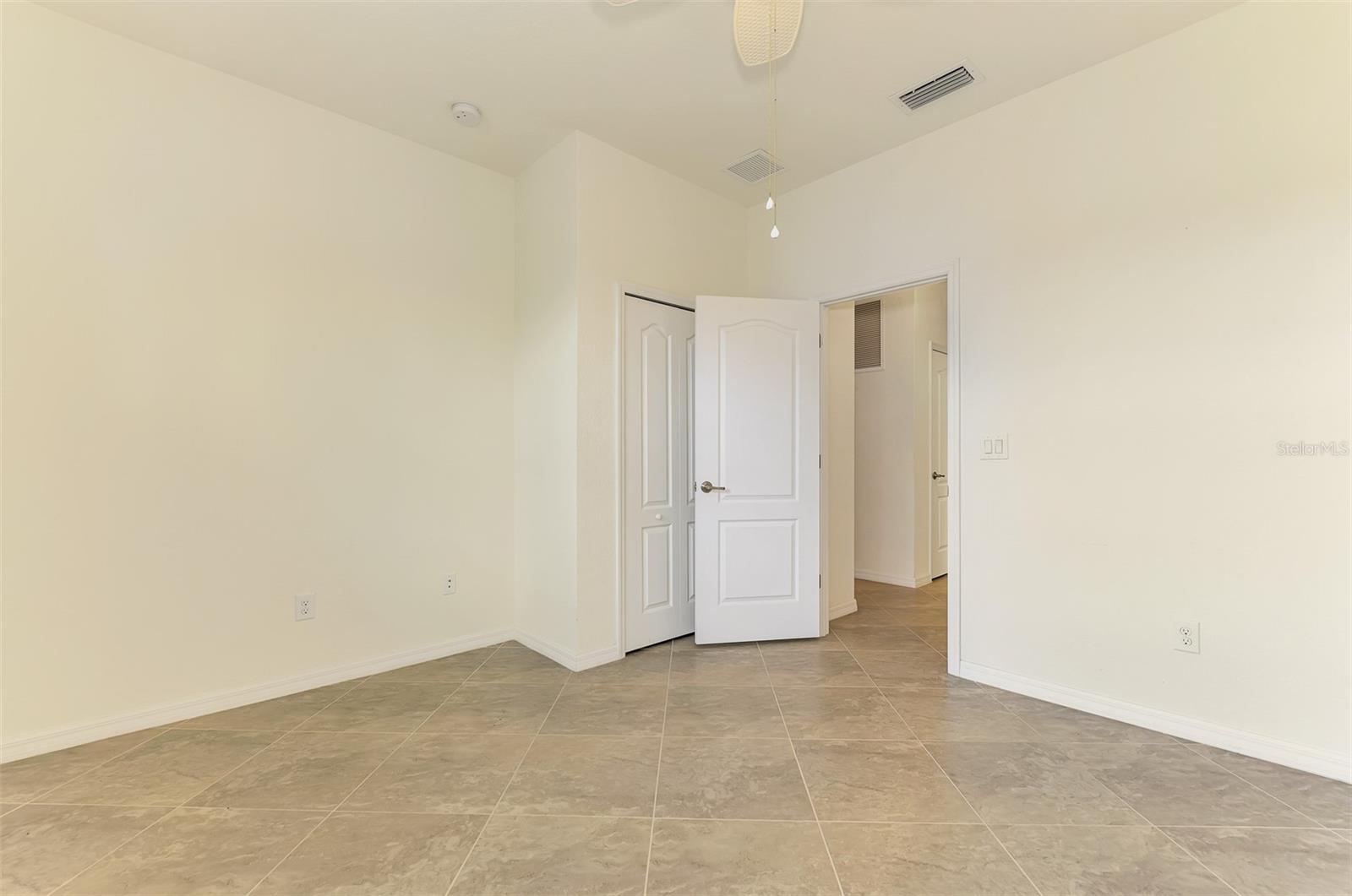 9824 HILLTOP DR — photo 45