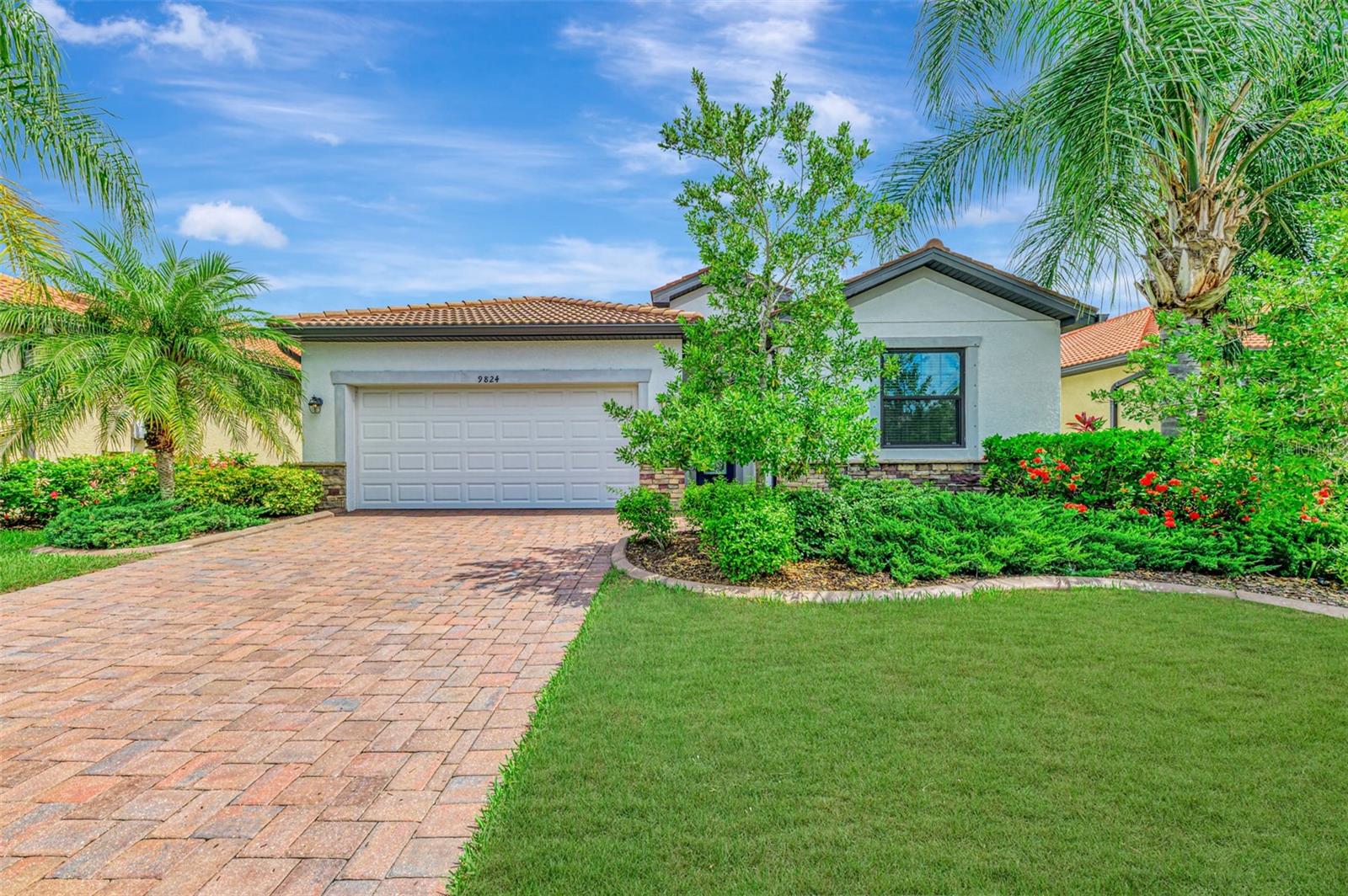 9824 HILLTOP DR — photo 5