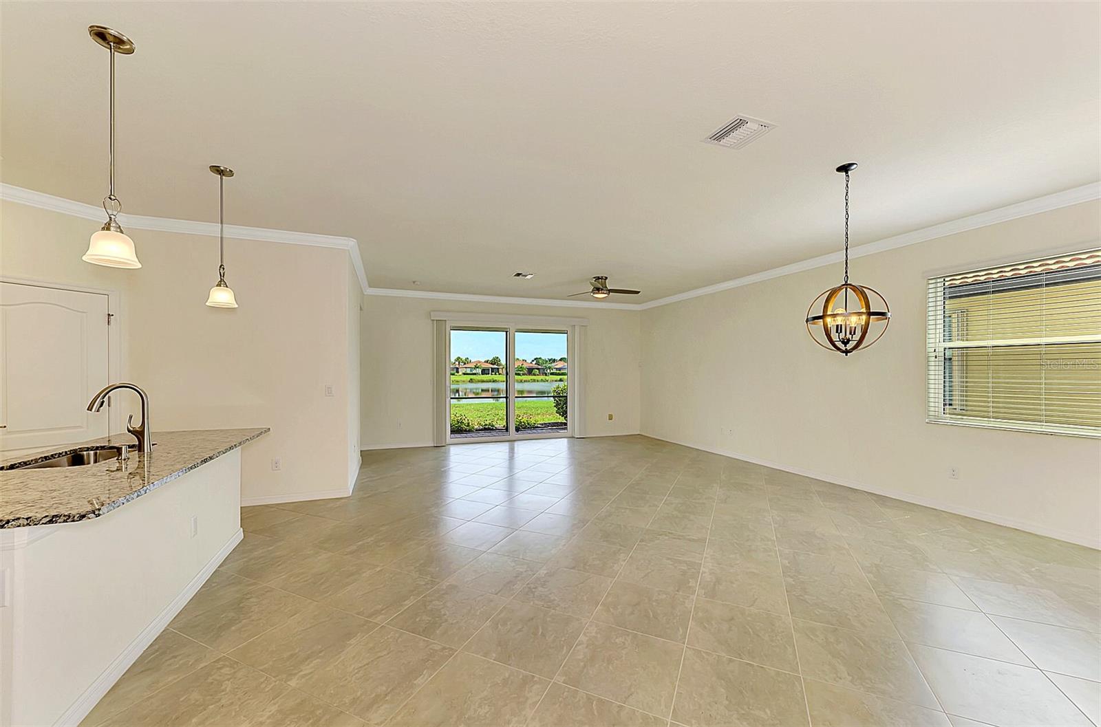 9824 HILLTOP DR — photo 14