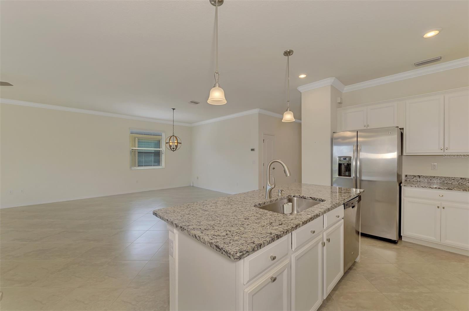 9824 HILLTOP DR — photo 27