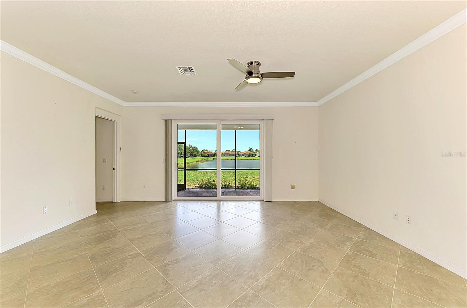 9824 HILLTOP DR — photo 18