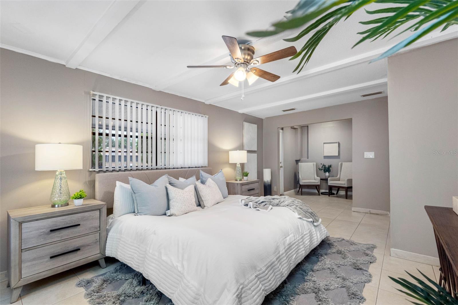 72 LAKE SHORE DR — photo 6