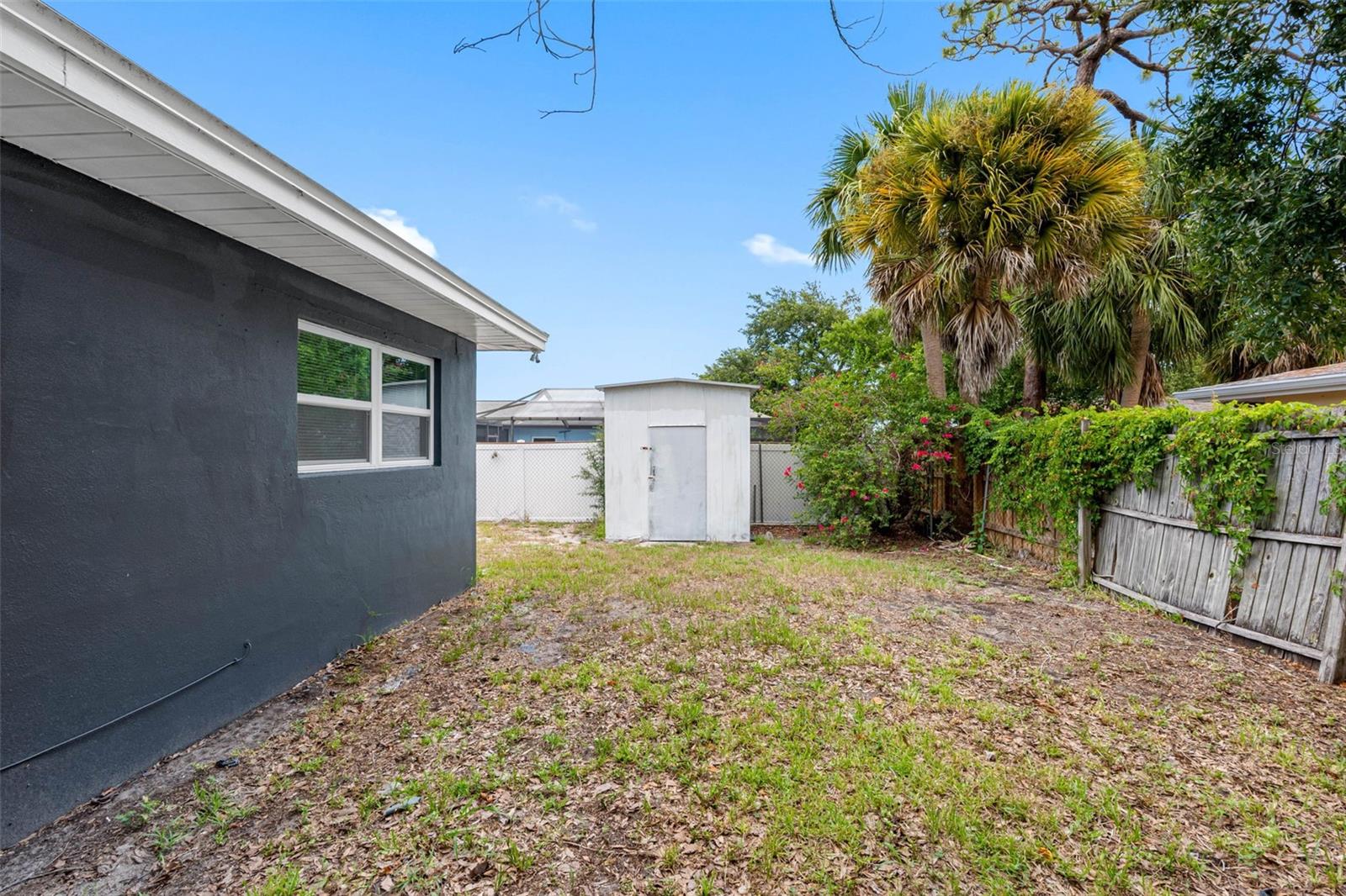 72 LAKE SHORE DR — photo 32