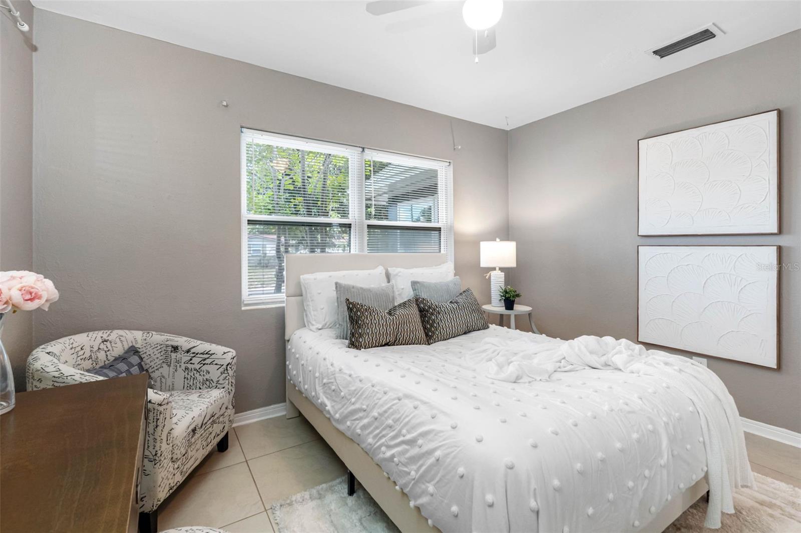 72 LAKE SHORE DR — photo 26