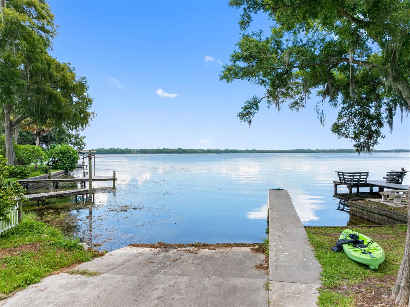 72 LAKE SHORE DR — photo 36