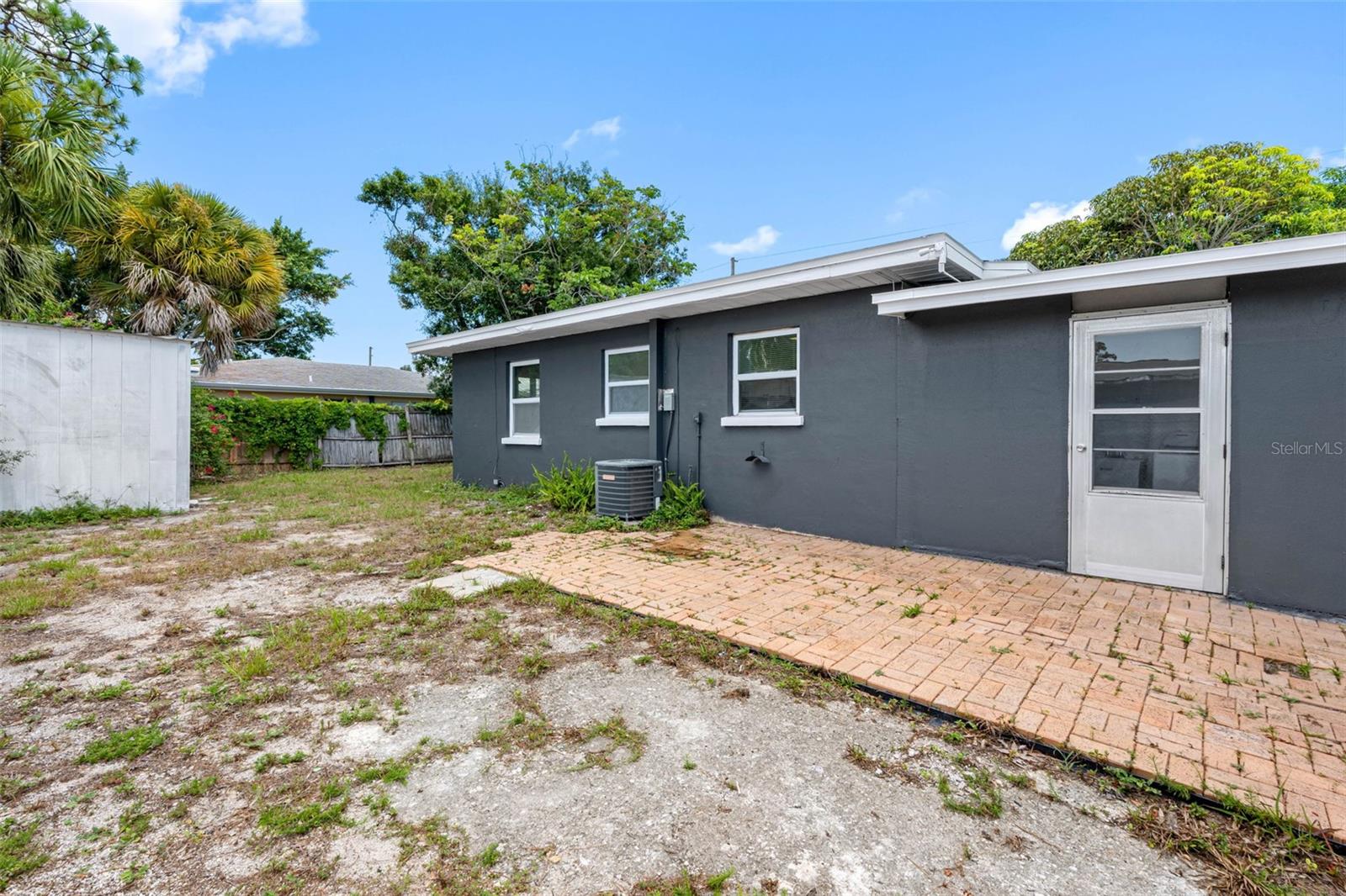 72 LAKE SHORE DR — photo 33