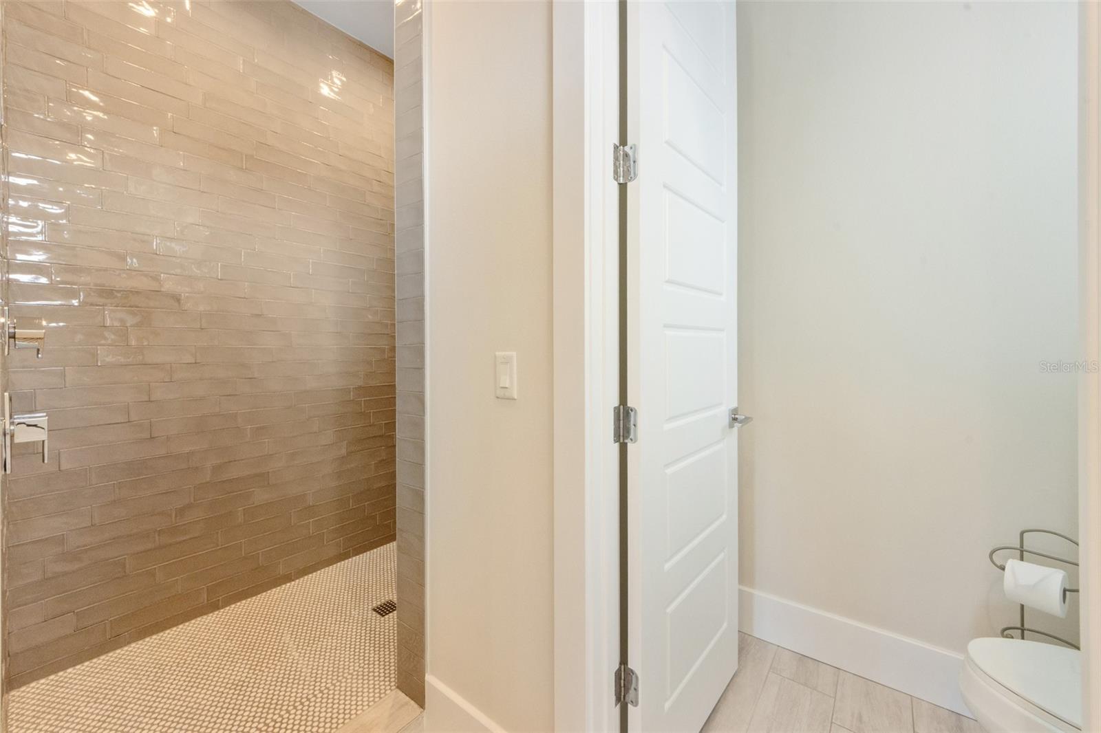 418 MAGNOLIA AVE — photo 23