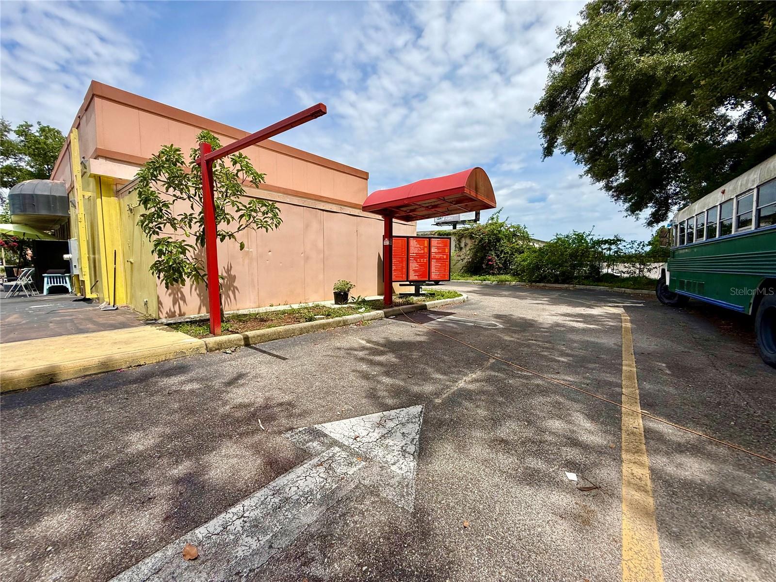 2318 SEVEN SPRINGS BLVD — photo 18