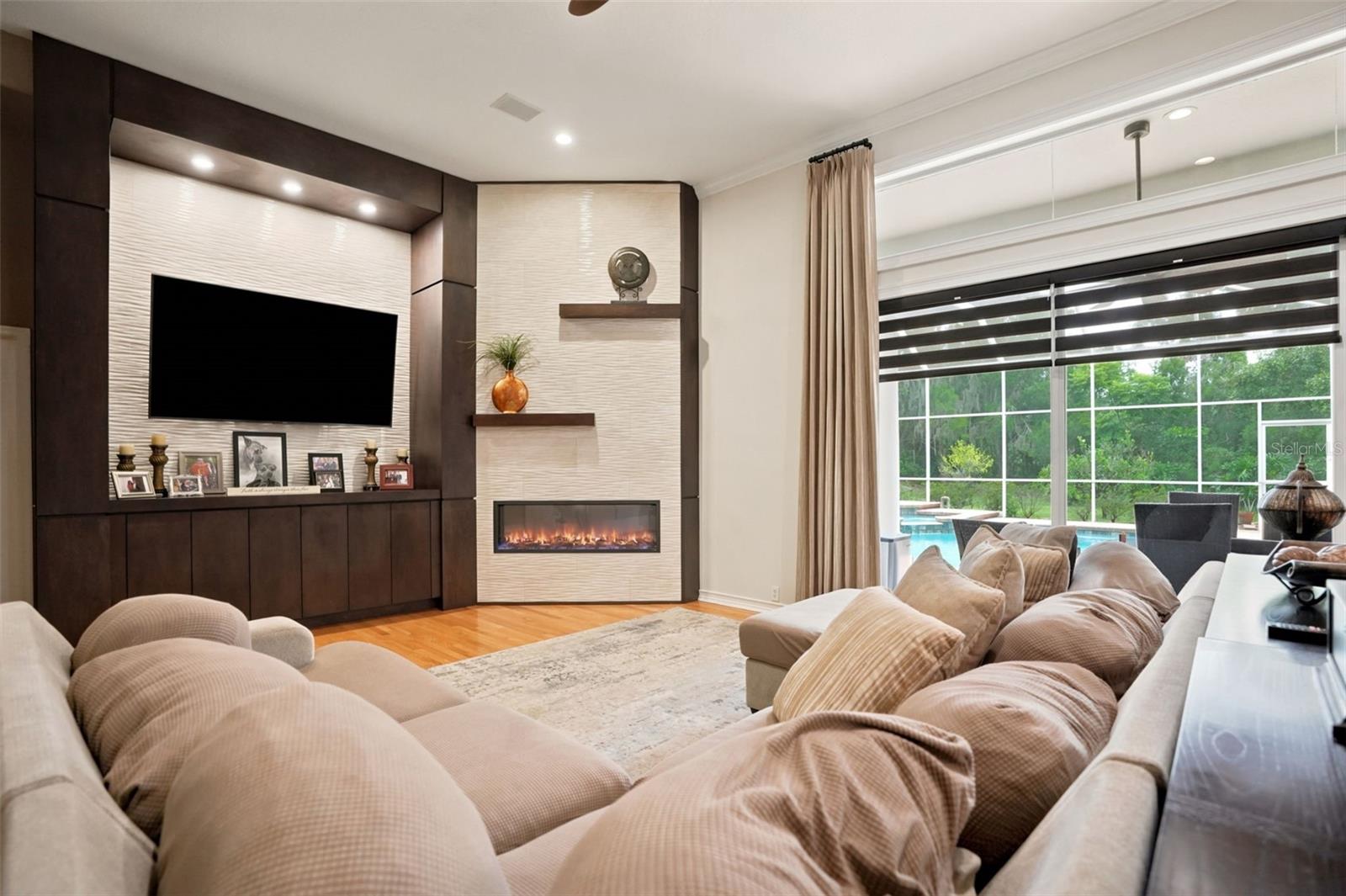 30218 FAIRWAY DR — photo 3