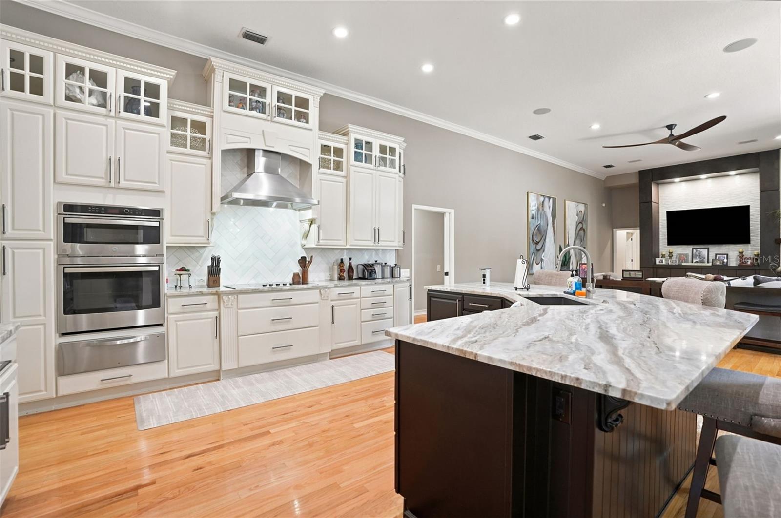 30218 FAIRWAY DR — photo 20