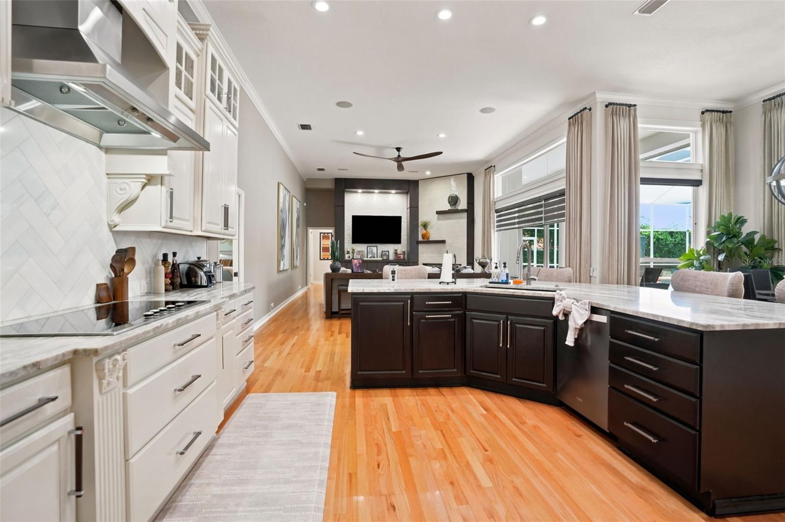 30218 FAIRWAY DR — photo 26