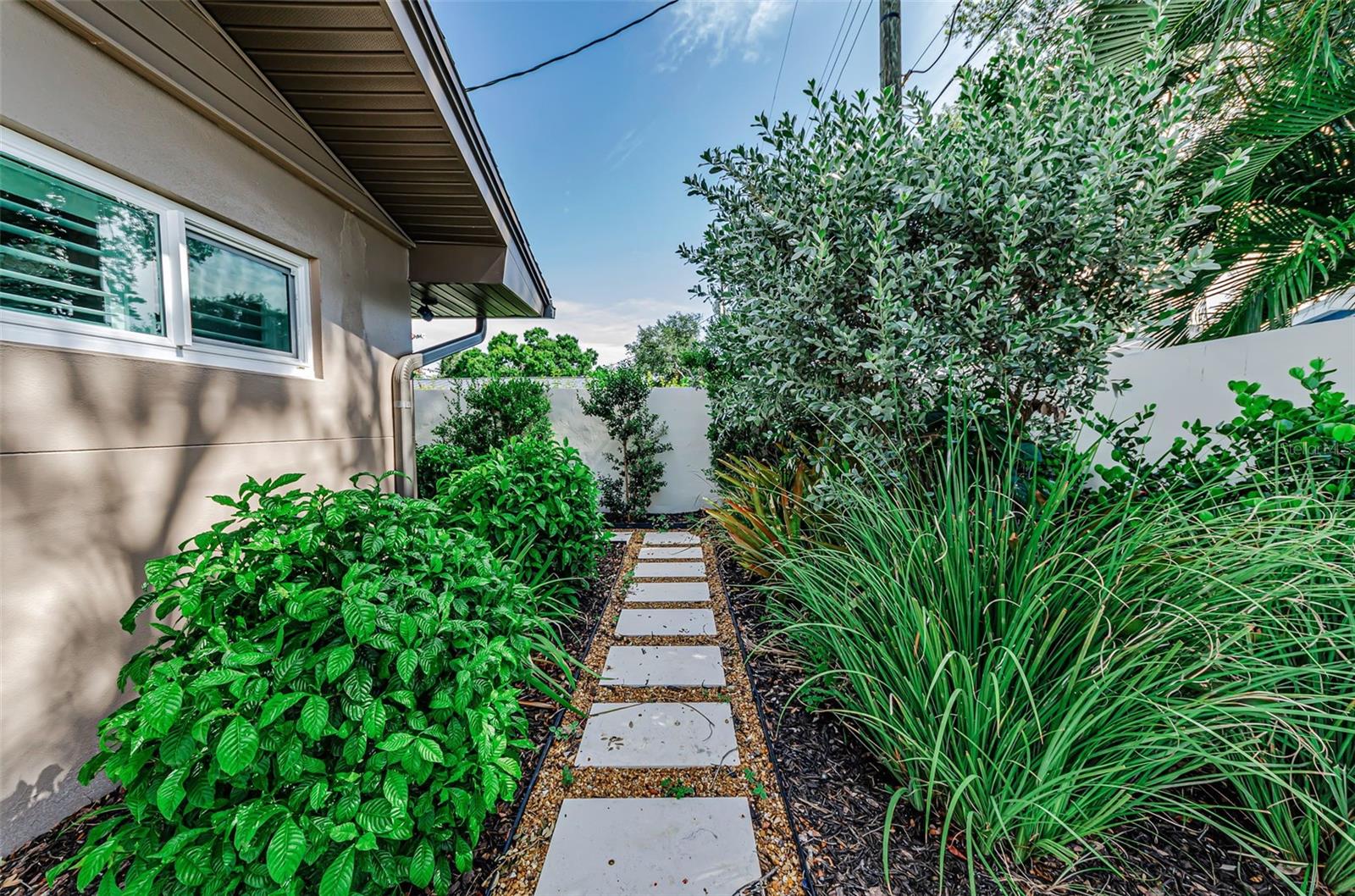861 RAFAEL BLVD NE — photo 41