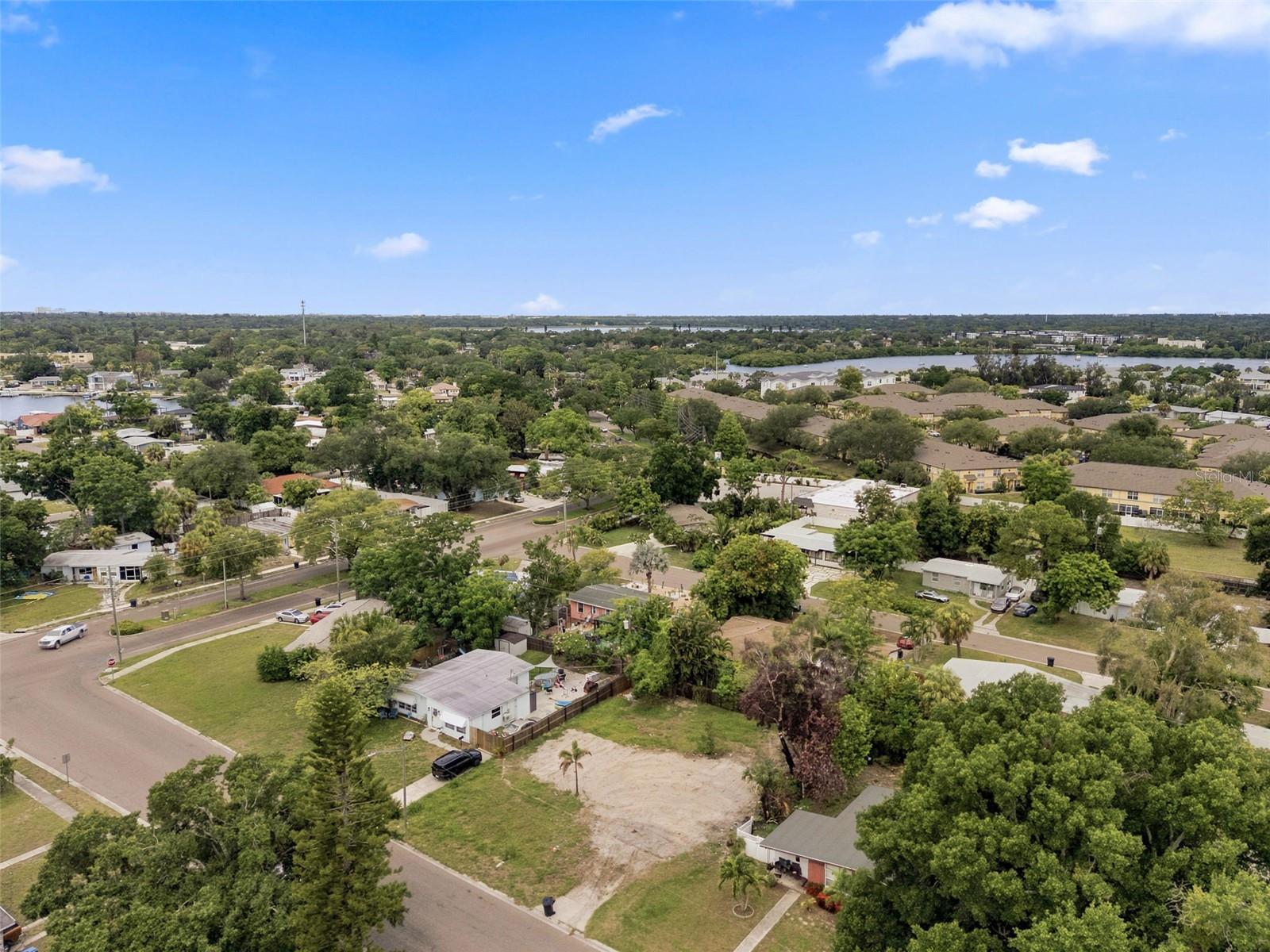 3963 NEPTUNE DR SE — photo 3