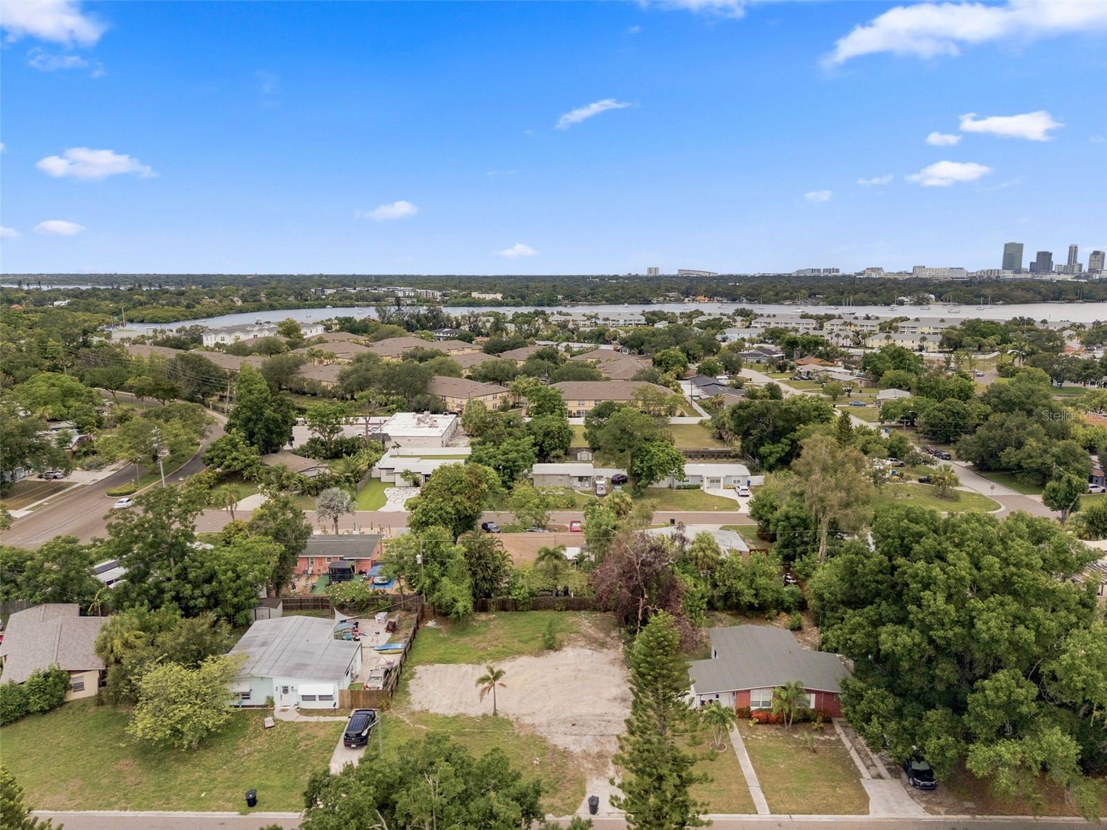 3963 NEPTUNE DR SE — photo 8