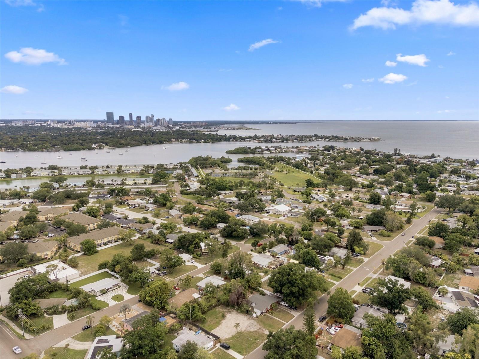 3963 NEPTUNE DR SE — photo 11