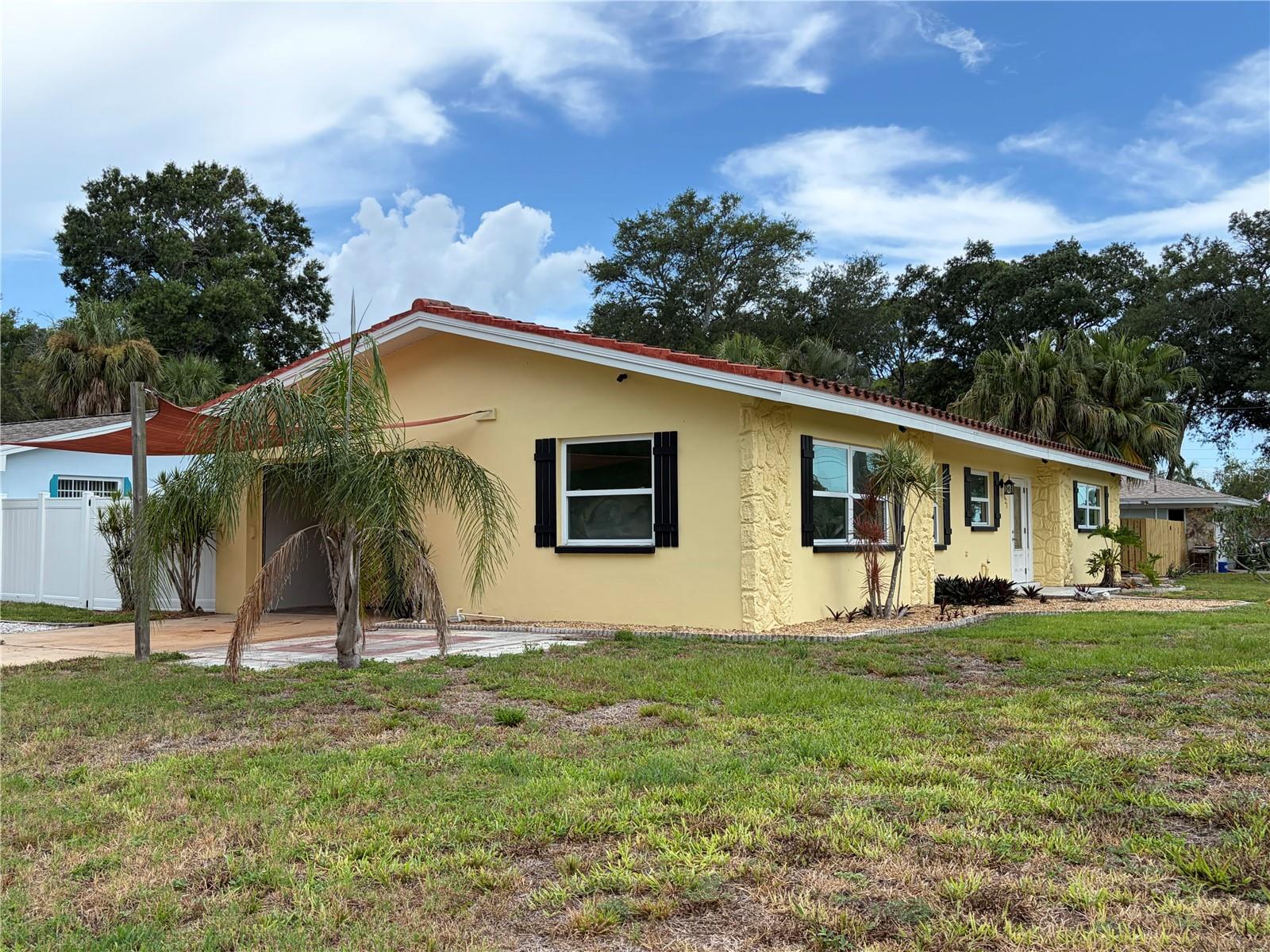 623 PALM BLVD — photo 2