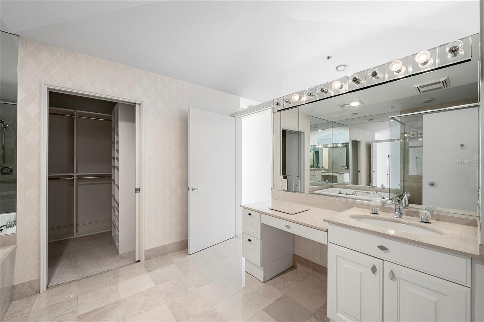 3060 GRAND BAY BLVD #133 — photo 31