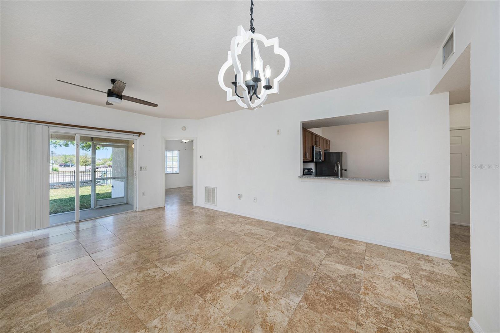 6011 SKYDALE WAY #101 — photo 7