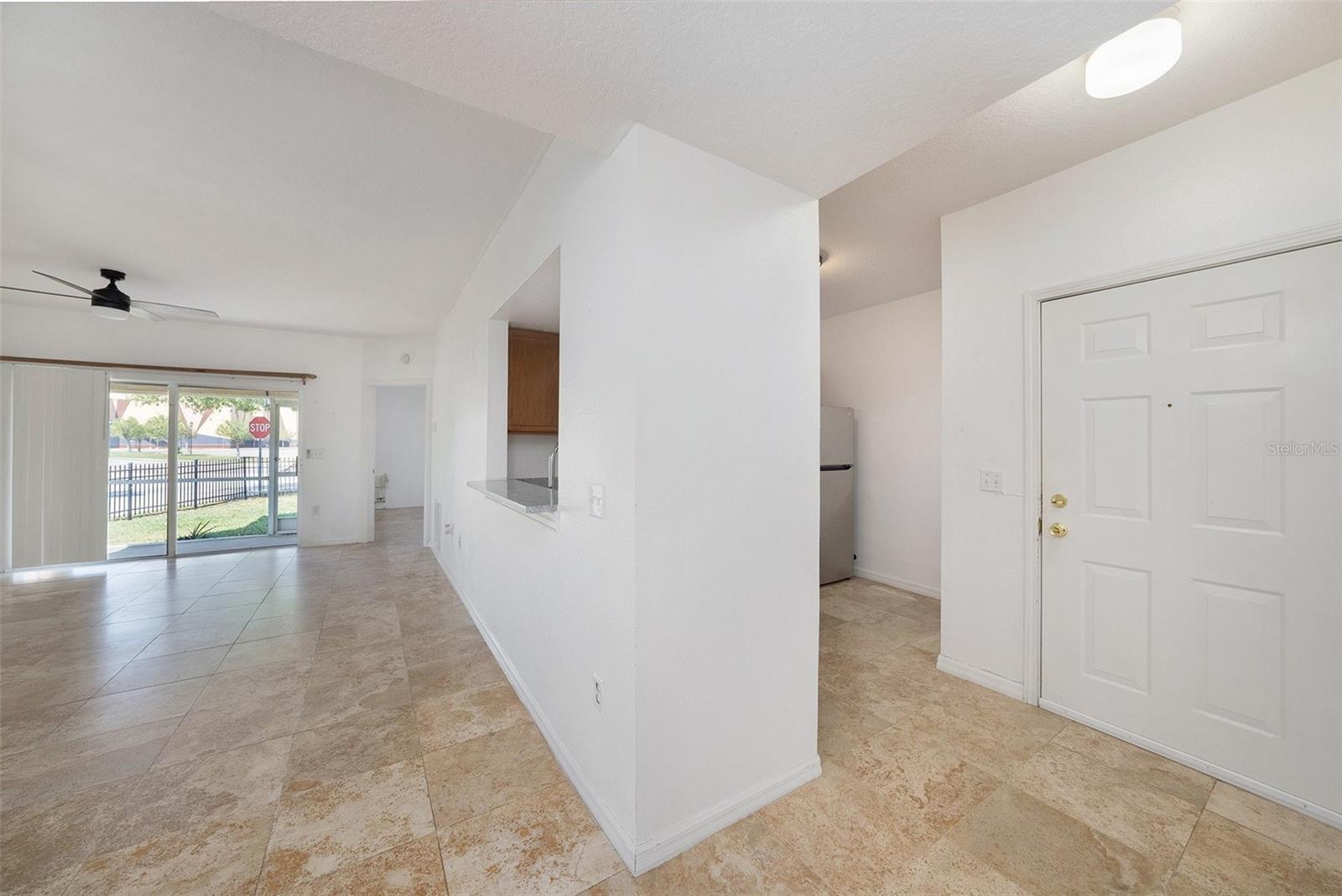 6011 SKYDALE WAY #101 — photo 4