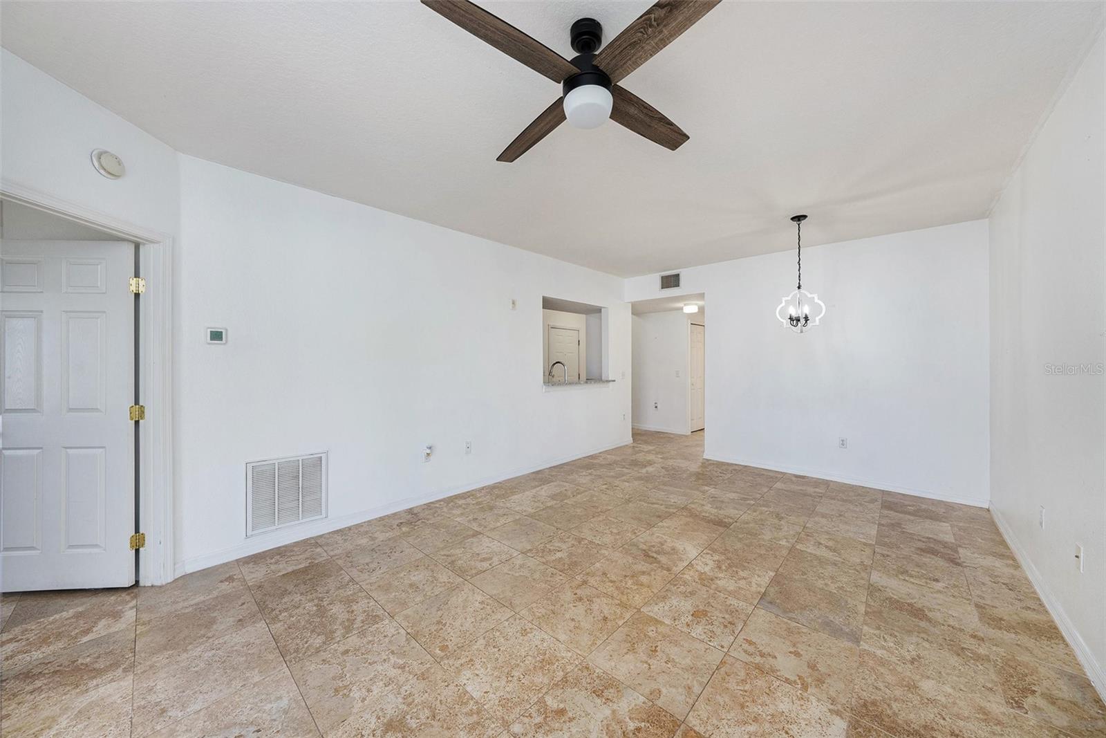6011 SKYDALE WAY #101 — photo 6