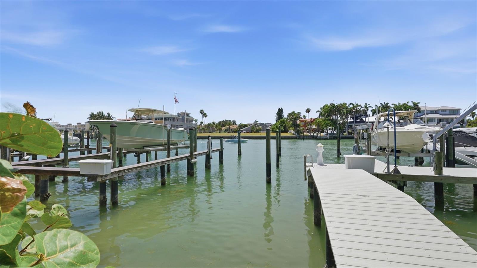 910 PINELLAS BAYWAY S #201 — photo 9