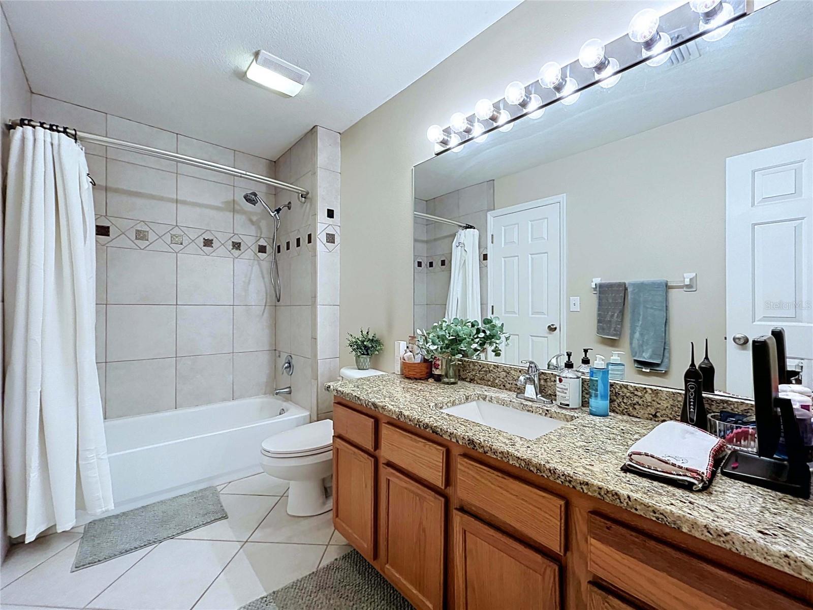 12207 COUNTRY WHITE CIR — photo 18