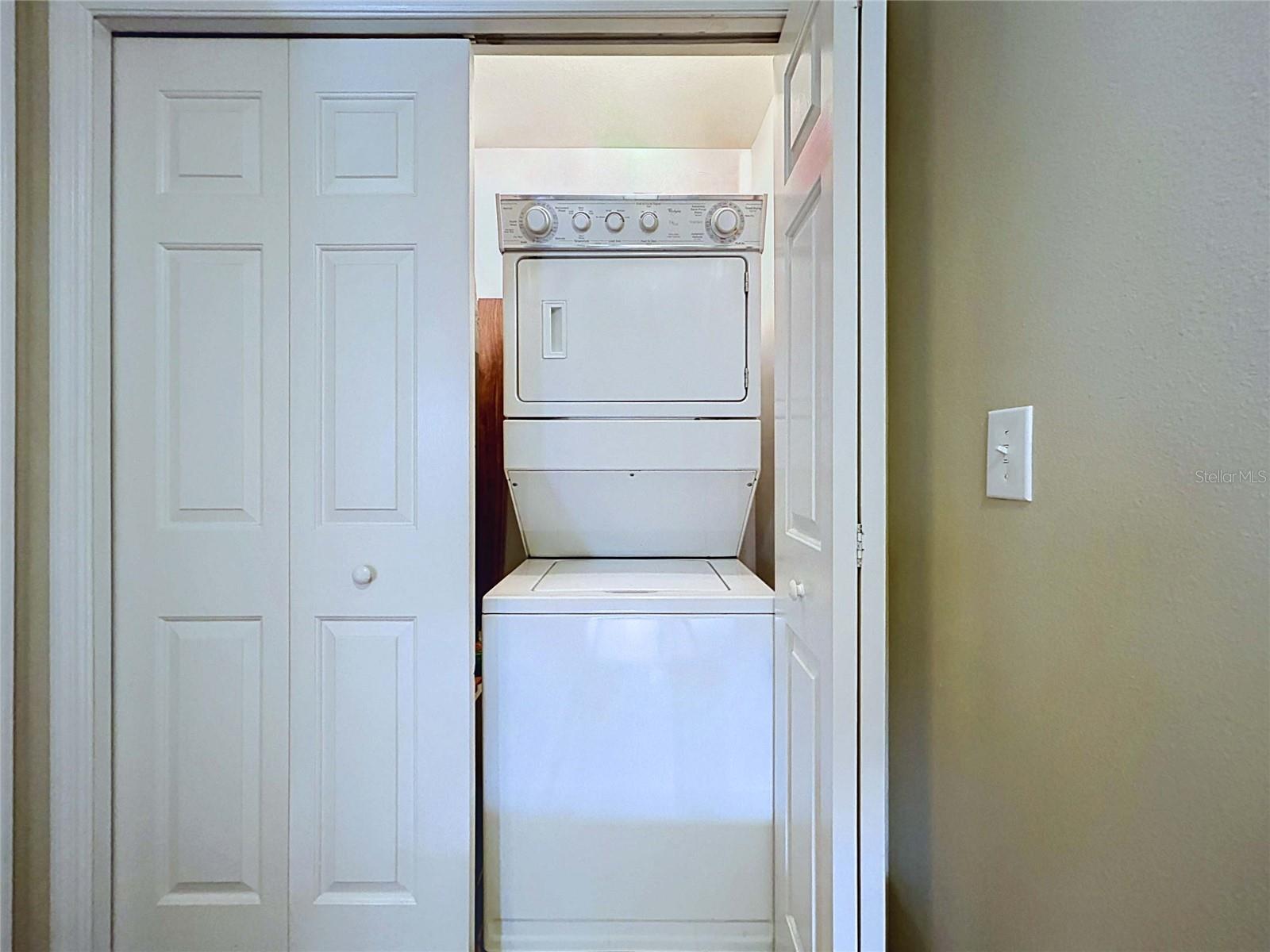 12207 COUNTRY WHITE CIR — photo 19