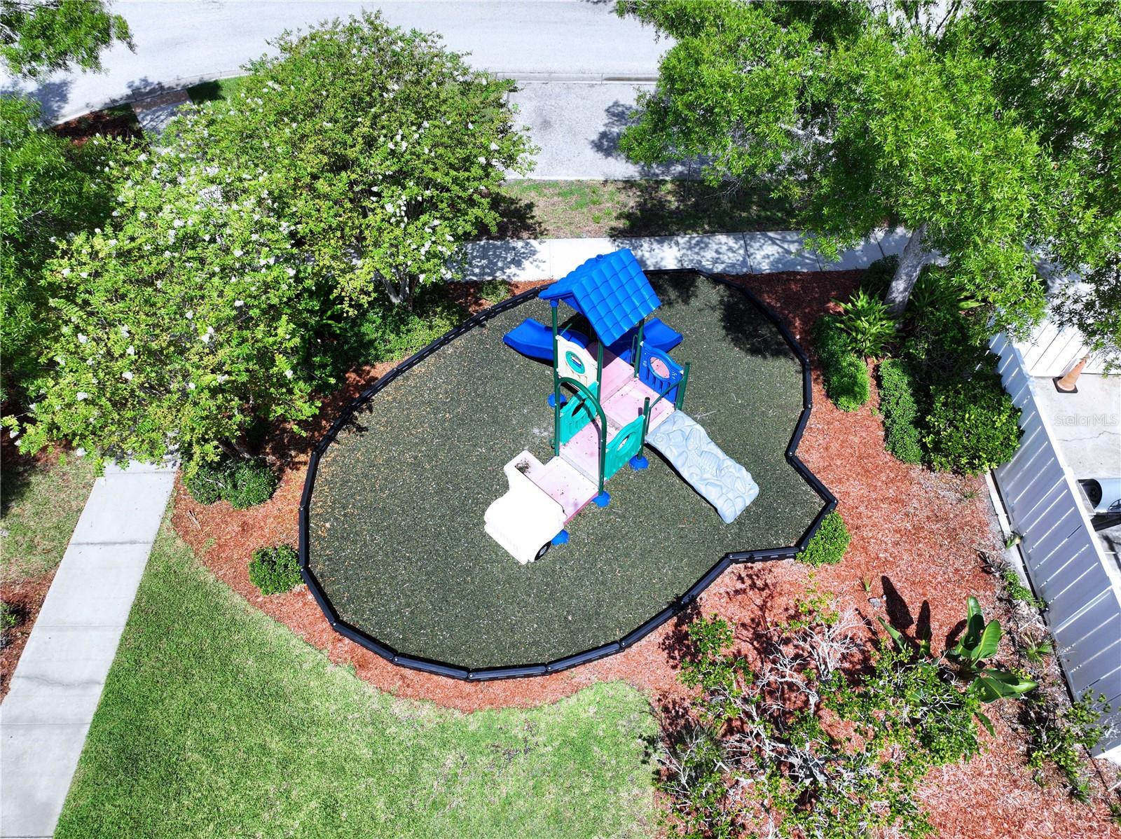 12207 COUNTRY WHITE CIR — photo 29