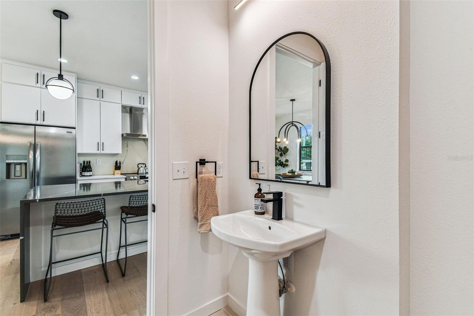 1218 E KAY ST #18 — photo 43