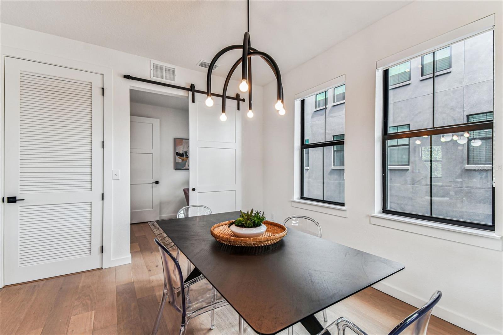 1218 E KAY ST #18 — photo 39