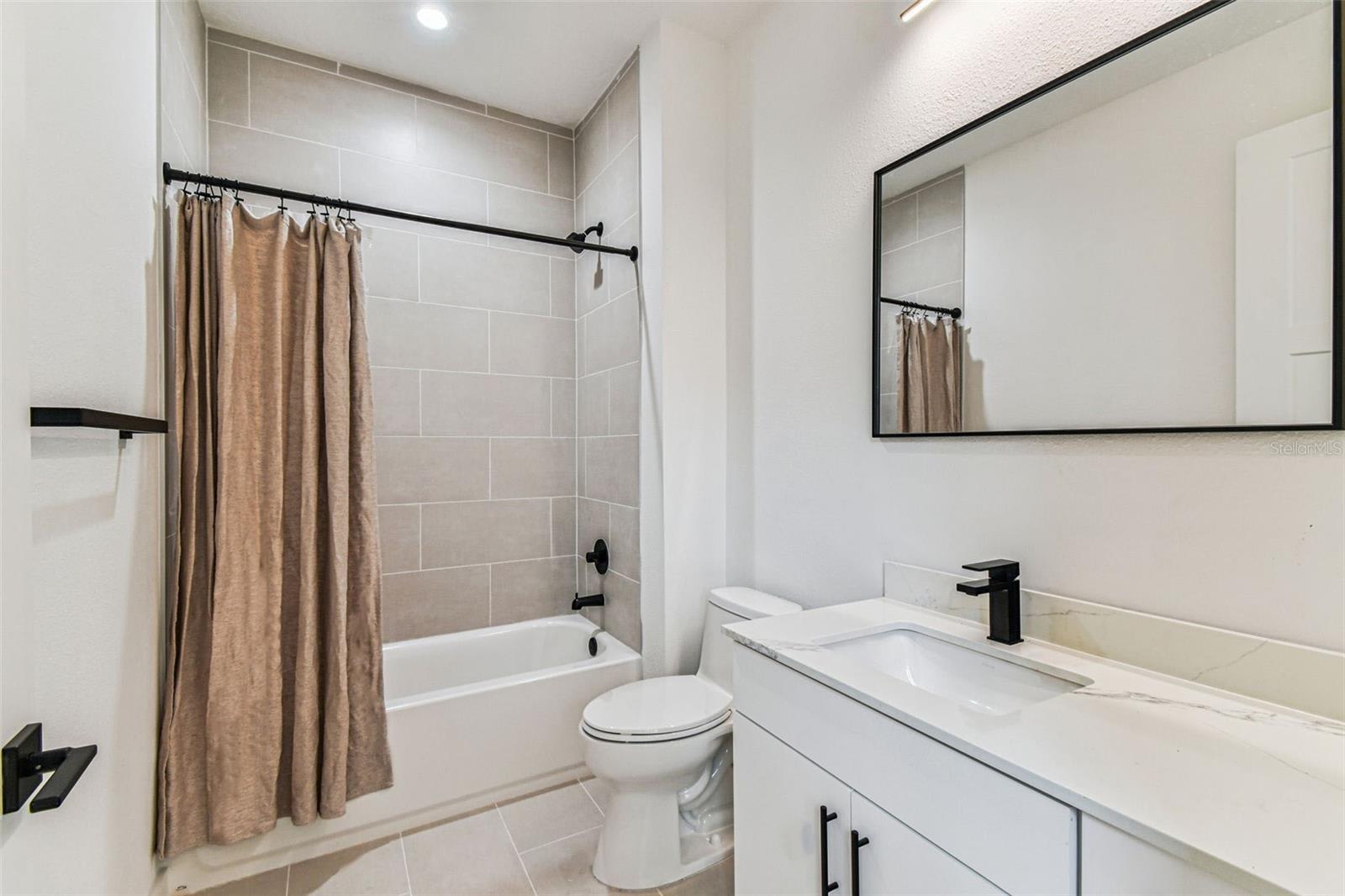 1218 E KAY ST #18 — photo 58