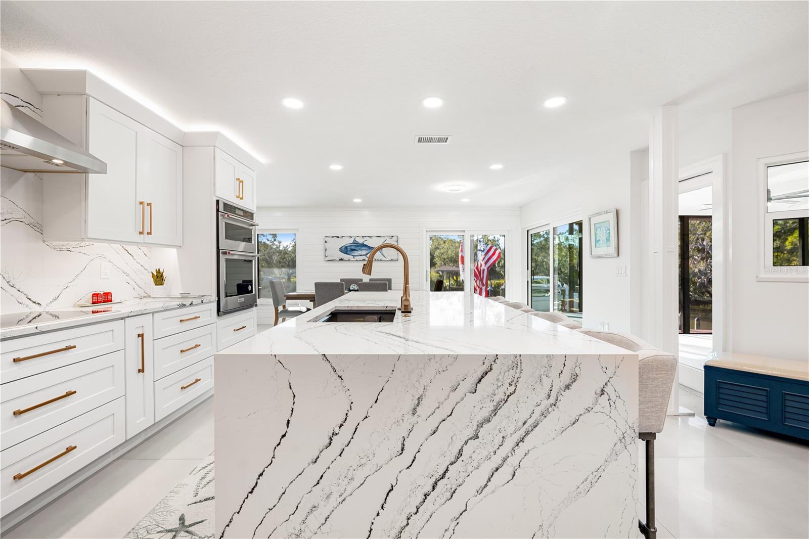 2500 MONTEREY ST — photo 19