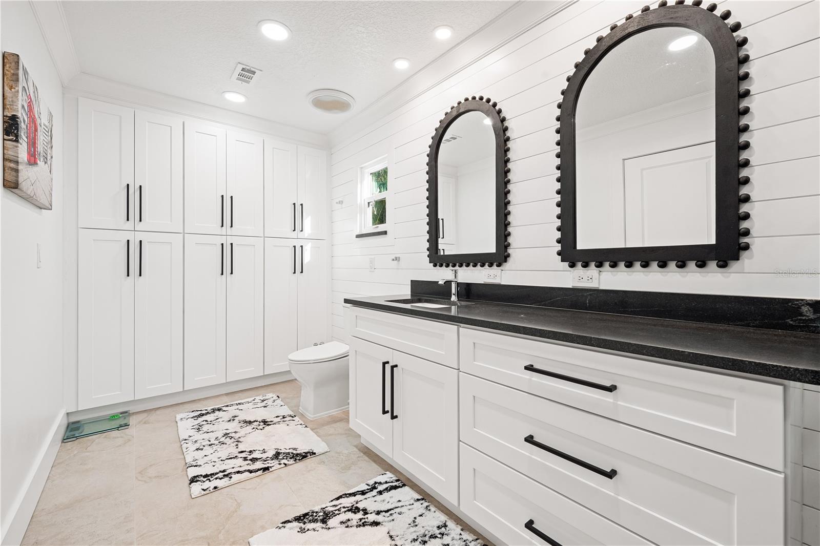 2500 MONTEREY ST — photo 38
