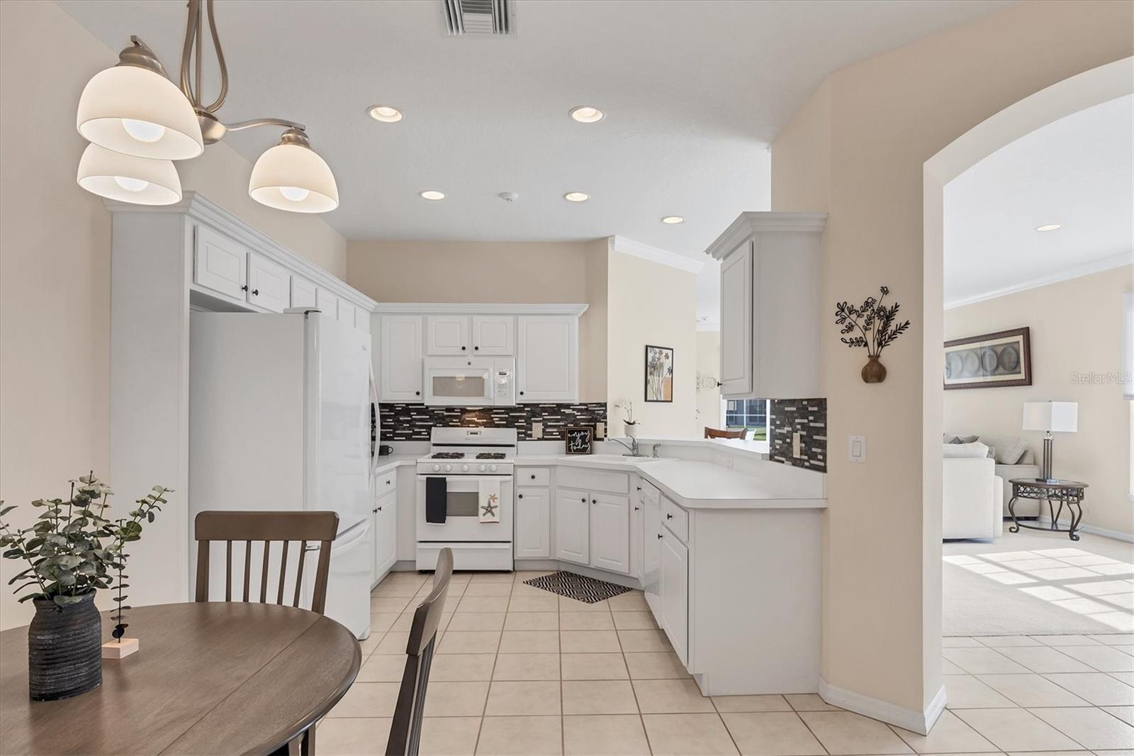 4980 WHISPERING OAKS DR — photo 19