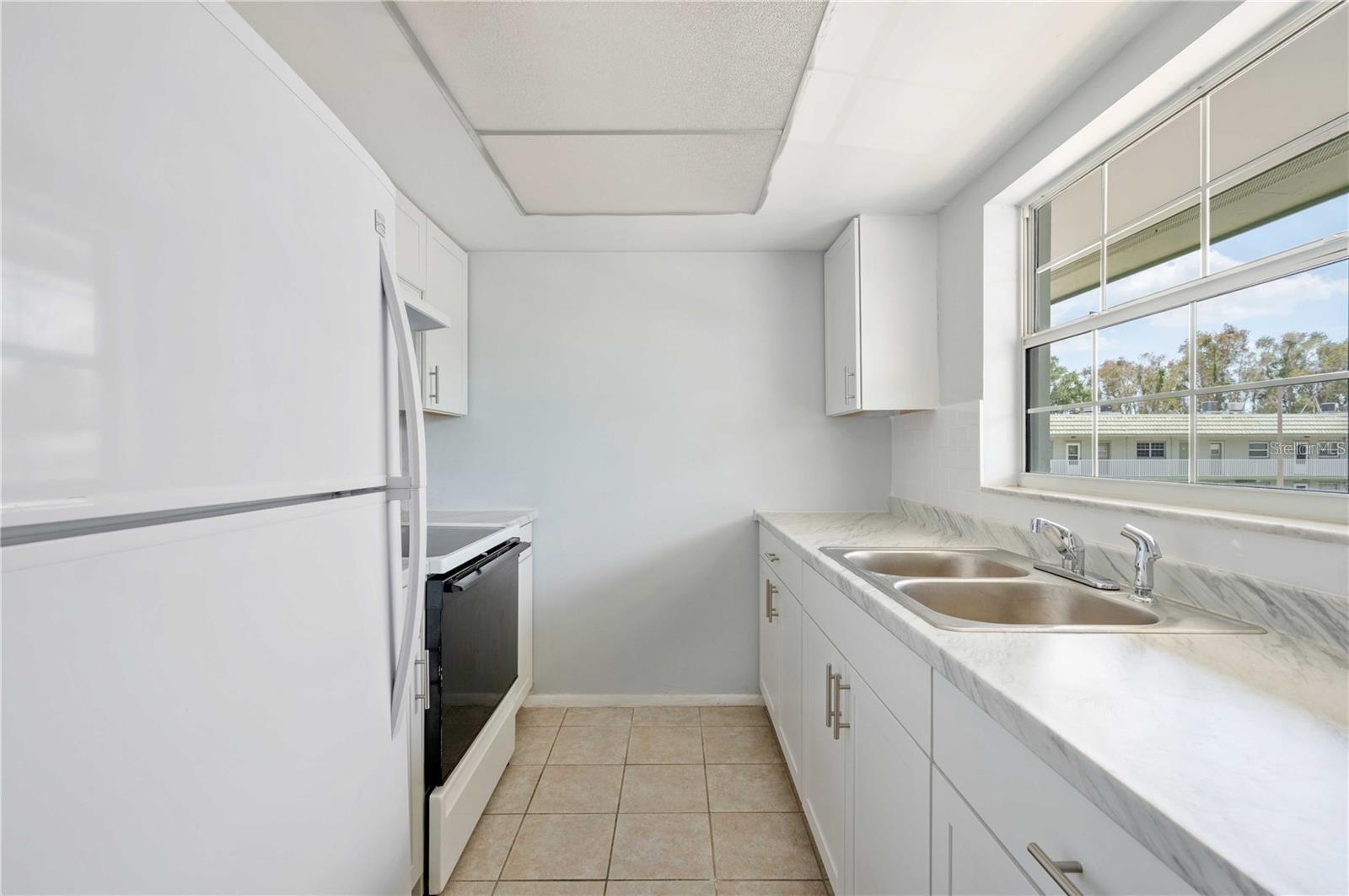 1433 S BELCHER RD #G16 — photo 2