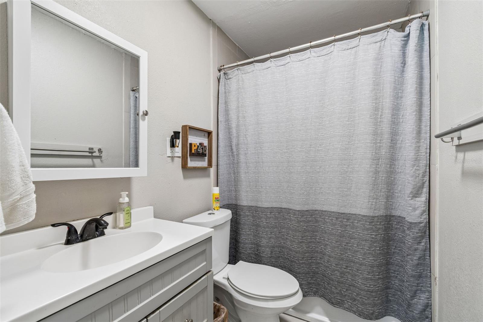 10748 VILLAGE GREEN AVE — photo 20