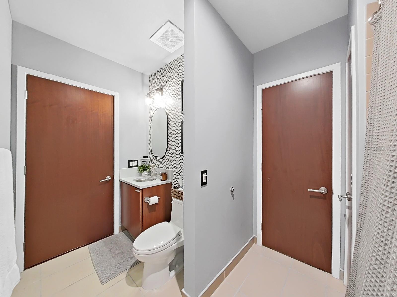 111 N 12TH ST #1810 — photo 24