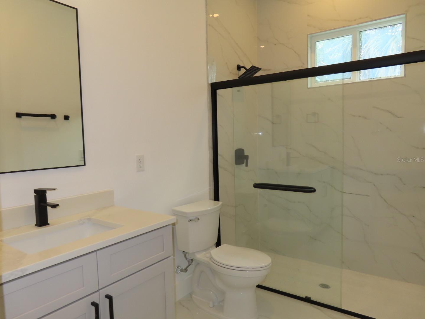 2227 SAYBROOK AVE — photo 30